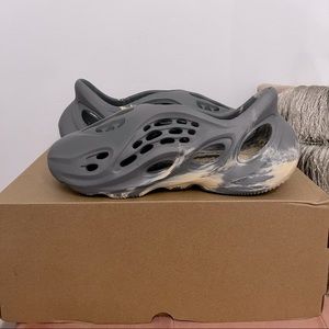 Authentic Yeezy Foam Runner